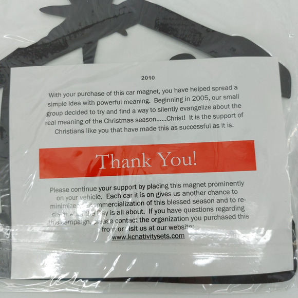 Lot of 2 Vehicle Magnet of Holy Family Keep Christ in Christmas - Picture 5 of 7